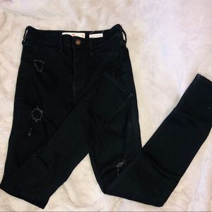 BLACK HIGH RISE SKINNY JEANS